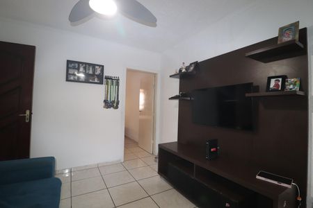 Casa à venda com 185m², 2 quartos e 2 vagasSala
