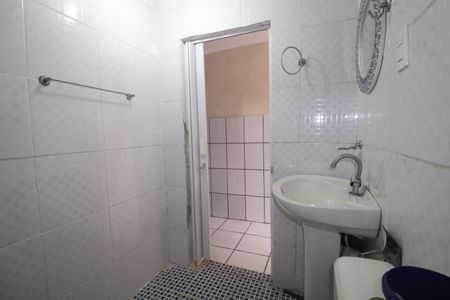 Casa à venda com 185m², 2 quartos e 2 vagasCasa 2 Banheiro