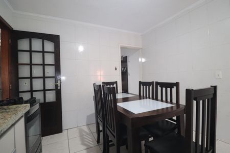 Casa à venda com 185m², 2 quartos e 2 vagasCozinha