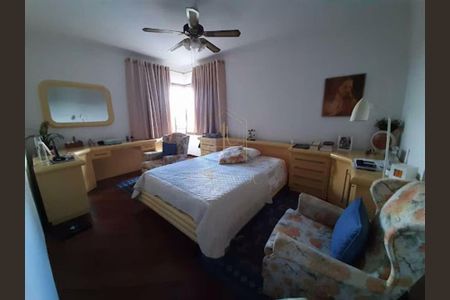 Casa de condomínio à venda com 378m², 4 quartos e 4 vagas