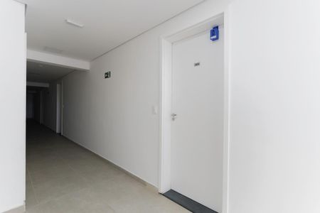 Apartamento para alugar com 31m², 1 quarto e sem vaga Apartamento para alugar com 31m², 1 quarto e sem vagaEntrada com lockbox
