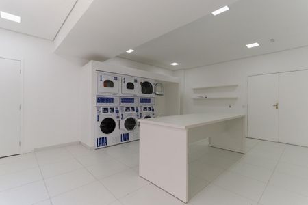 Apartamento para alugar com 31m², 1 quarto e sem vaga Apartamento para alugar com 31m², 1 quarto e sem vagaÁrea comum - Lavanderia