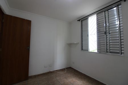 Quarto 1 de apartamento para alugar com 2 quartos, 53m² em Vila Silvia, São Paulo