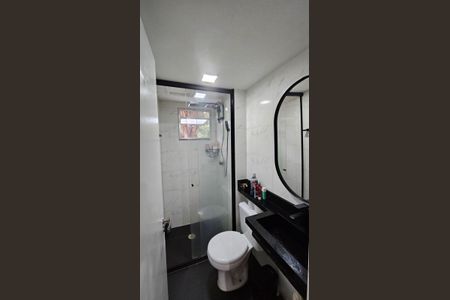 Banheiro de apartamento para alugar com 2 quartos, 45m² em Água Chata, Guarulhos