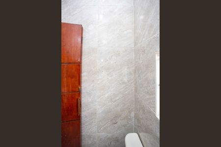 Casa para alugar com 65m², 2 quartos e sem vagaBanheiro da Suíte