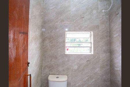 Banheiro da Suíte de casa para alugar com 2 quartos, 65m² em Eldorado, Diadema