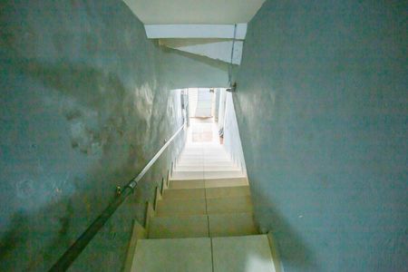 Casa para alugar com 65m², 2 quartos e sem vagaEscada