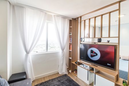 Sala  de apartamento à venda com 1 quarto, 33m² em Alphaville Industrial, Barueri