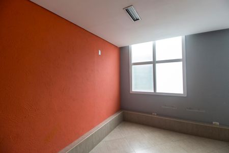 Apartamento à venda com 33m², 1 quarto e 1 vagaSaúna
