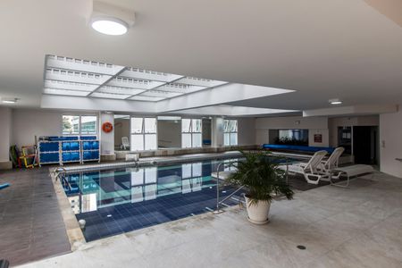 Apartamento à venda com 33m², 1 quarto e 1 vagaPiscina