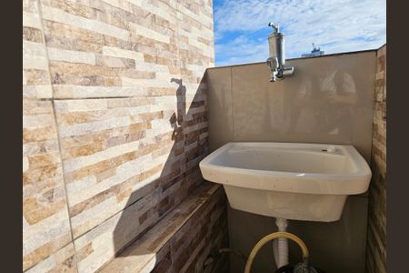 Casa para alugar com 80m², 2 quartos e sem vagaÁrea de Serviço