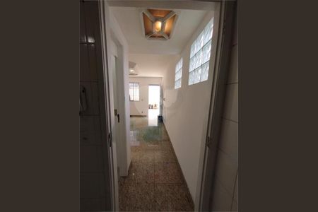 Casa à venda com 80m², 2 quartos e 1 vaga