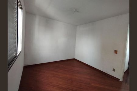 Casa à venda com 80m², 2 quartos e 1 vaga