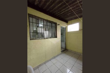Casa à venda com 80m², 2 quartos e 1 vaga