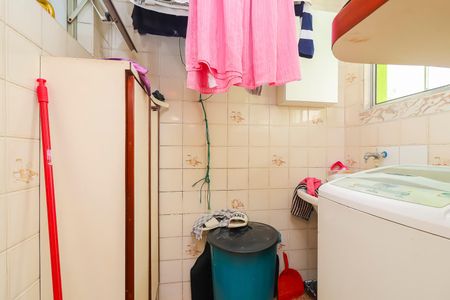 Apartamento à venda com 48m², 3 quartos e 1 vagaÁrea de Serviço