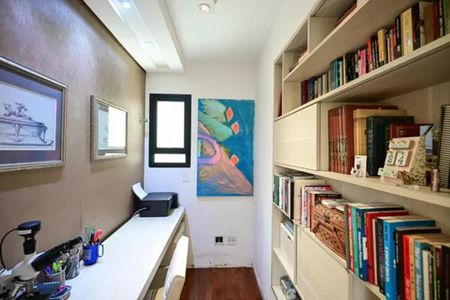 Apartamento à venda com 91m², 3 quartos e 2 vagasQuarto