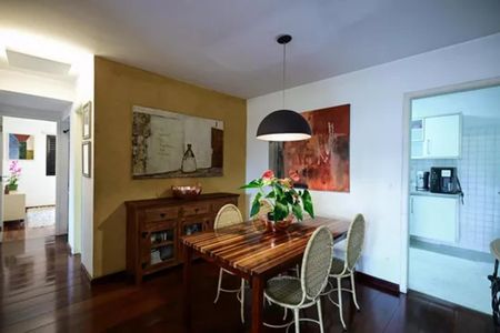 Apartamento à venda com 91m², 3 quartos e 2 vagasSala