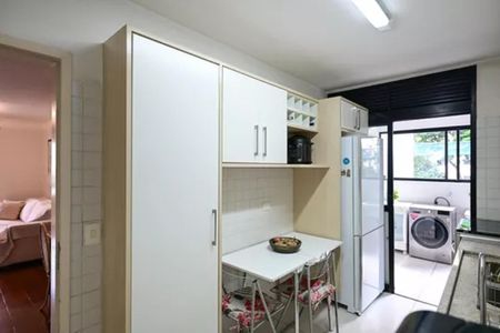 Apartamento à venda com 91m², 3 quartos e 2 vagasCozinha