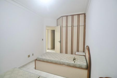 Apartamento para alugar com 102m², 3 quartos e 2 vagasQuarto