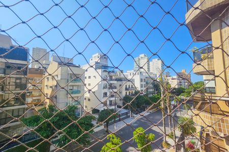 Apartamento para alugar com 102m², 2 quartos e 2 vagas