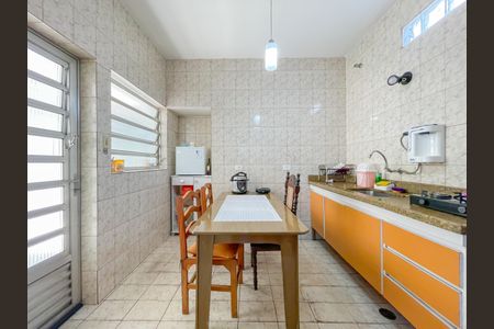 Casa à venda com 131m², 3 quartos e 5 vagasCopa e Cozinha
