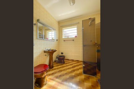 Casa à venda com 131m², 3 quartos e 5 vagasBanheiro 1