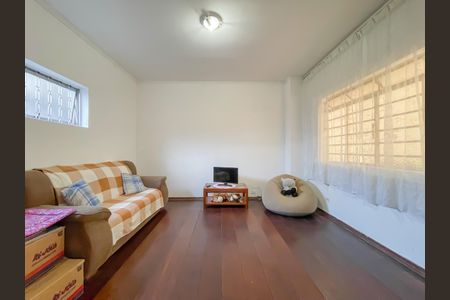 Sala de casa à venda com 3 quartos, 131m² em Vila Dalva, São Paulo