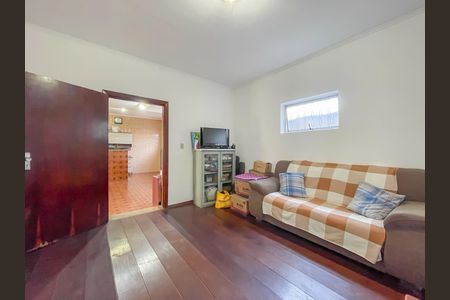 Sala de casa à venda com 3 quartos, 131m² em Vila Dalva, São Paulo