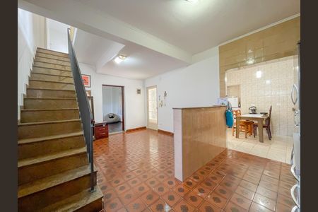 Casa à venda com 131m², 3 quartos e 5 vagasCopa