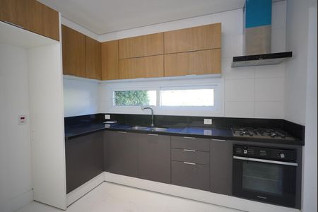 Casa de condomínio à venda com 276m², 3 quartos e 2 vagas Casa de condomínio à venda com 276m², 3 quartos e 2 vagasCozinha
