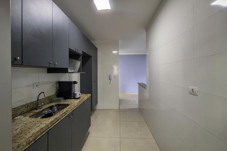 Apartamento para alugar com 82m², 2 quartos e 2 vagas Apartamento para alugar com 82m², 2 quartos e 2 vagasCozinha