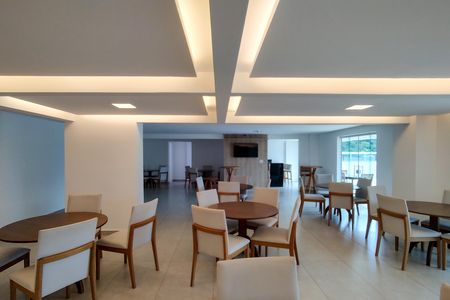 Apartamento para alugar com 82m², 2 quartos e 2 vagas Apartamento para alugar com 82m², 2 quartos e 2 vagasÁrea comum - Salão de festas