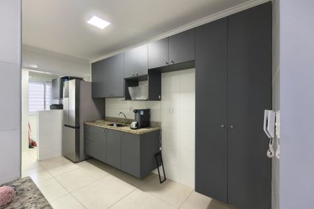 Apartamento para alugar com 82m², 2 quartos e 2 vagas Apartamento para alugar com 82m², 2 quartos e 2 vagasCozinha