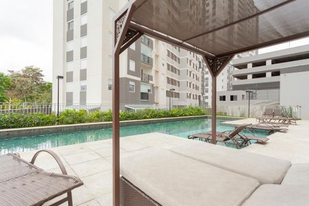 Apartamento para alugar com 52m², 3 quartos e 1 vagaÁrea comum - Piscina
