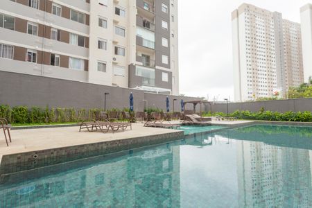 Apartamento para alugar com 52m², 3 quartos e 1 vagaÁrea comum - Piscina