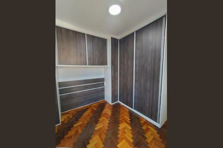 Quarto 1 de apartamento para alugar com 2 quartos, 60m² em Menino Deus, Porto Alegre