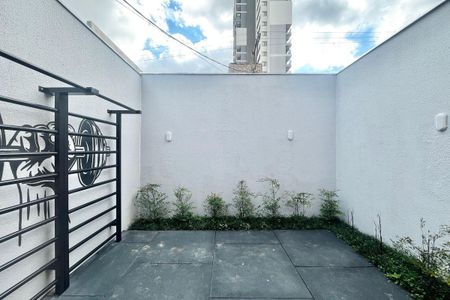 Apartamento para alugar com 38m², 2 quartos e sem vagaÁrea comum
