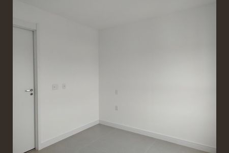 Apartamento para alugar com 69m², 2 quartos e 1 vagaSuíte 