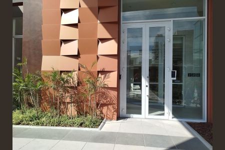 Apartamento para alugar com 69m², 2 quartos e 1 vagaPortaria