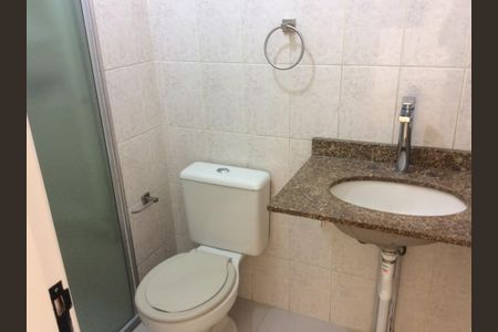 Apartamento à venda com 71m², 3 quartos e 1 vaga Apartamento à venda com 71m², 3 quartos e 1 vagaBanheiro 1