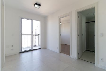 Apartamento para alugar com 37m², 2 quartos e sem vaga