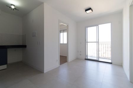 Apartamento para alugar com 37m², 2 quartos e sem vaga