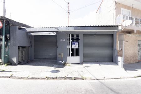 Casa para alugar com 60m², 1 quarto e sem vagaFachada