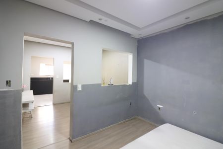 Casa para alugar com 52m², 1 quarto e sem vagaQuarto 