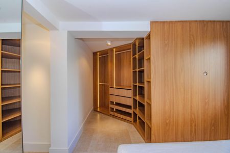Casa à venda com 290m², 3 quartos e 2 vagas Casa à venda com 290m², 3 quartos e 2 vagasSuíte 1