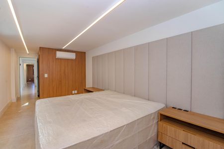 Casa à venda com 290m², 3 quartos e 2 vagas Casa à venda com 290m², 3 quartos e 2 vagasSuíte 3