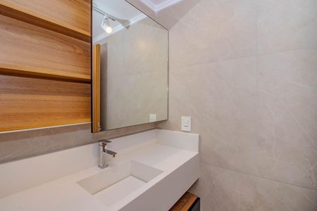Casa à venda com 290m², 3 quartos e 2 vagas Casa à venda com 290m², 3 quartos e 2 vagasBanheiro da Suíte 3