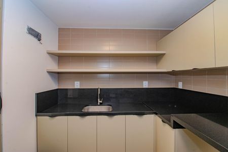 Casa à venda com 290m², 3 quartos e 2 vagas Casa à venda com 290m², 3 quartos e 2 vagasÁrea de Serviço