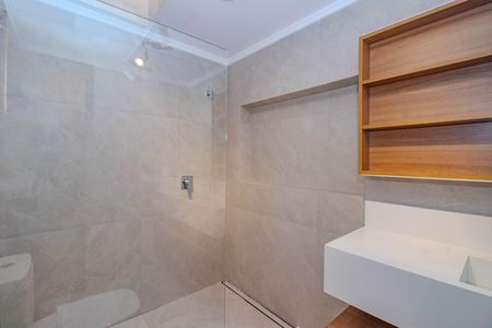 Casa à venda com 290m², 3 quartos e 2 vagas Casa à venda com 290m², 3 quartos e 2 vagasBanheiro da Suíte 3