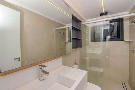 Casa à venda com 290m², 3 quartos e 2 vagas Casa à venda com 290m², 3 quartos e 2 vagasBanheiro da Suíte 2